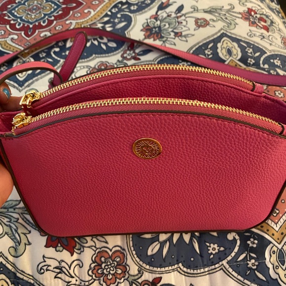 Handbag - Picture 2 of 10